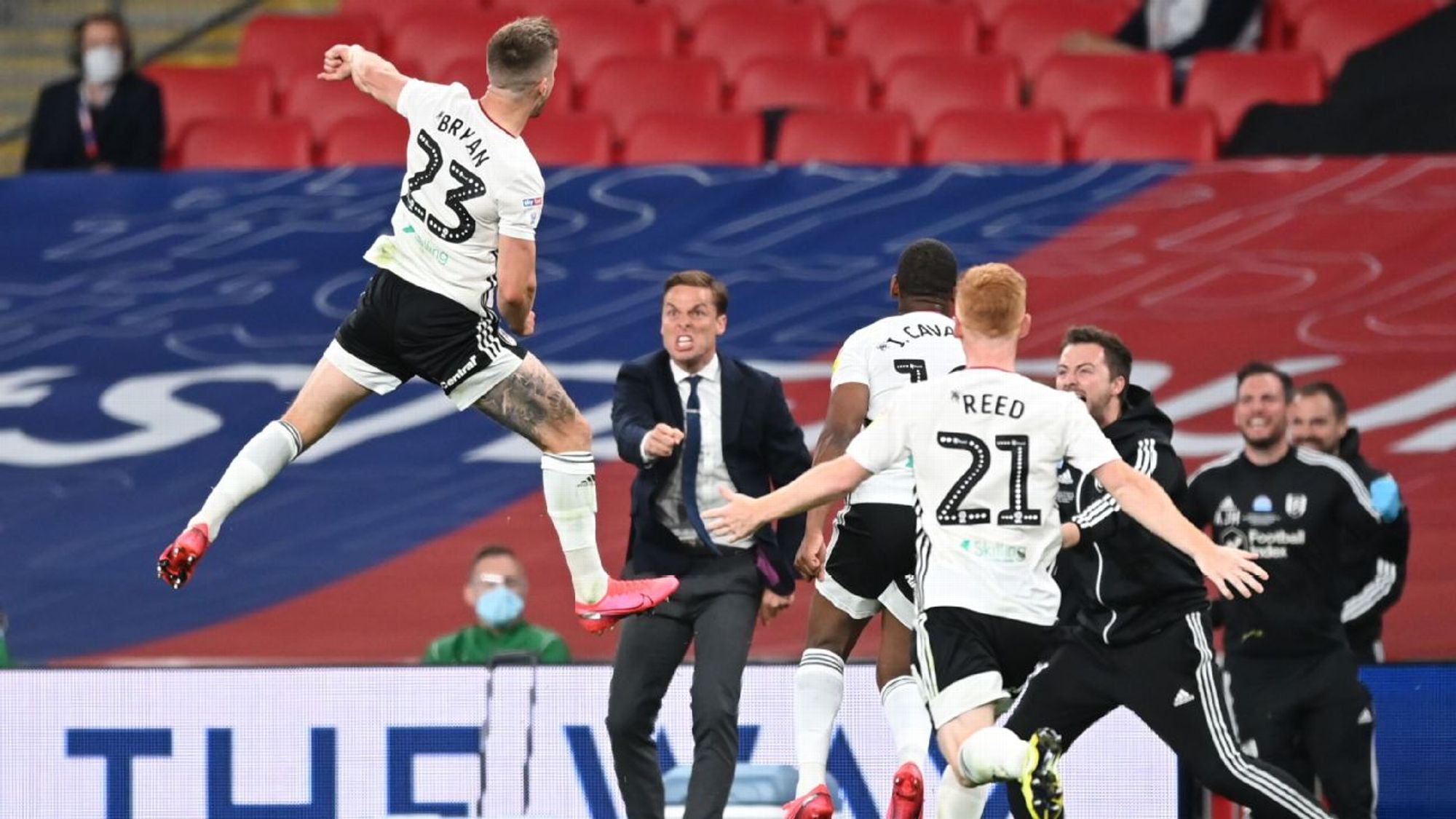 中坚和中场 中坚和中场