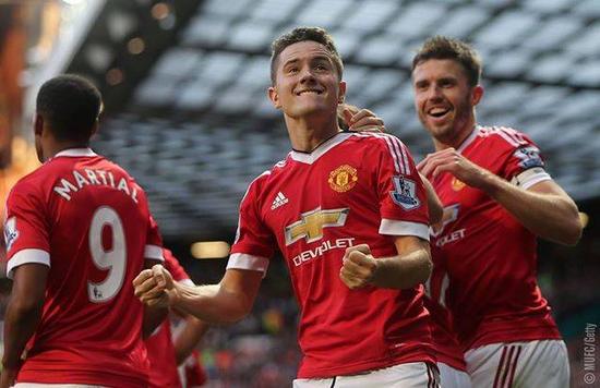 职业足球的 职业足球的